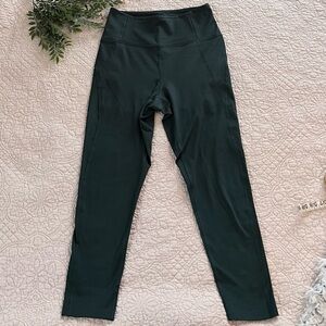 Girlfriend Collective: Women’s Moss 3/4 Compressive High-Rise Legging Size Med